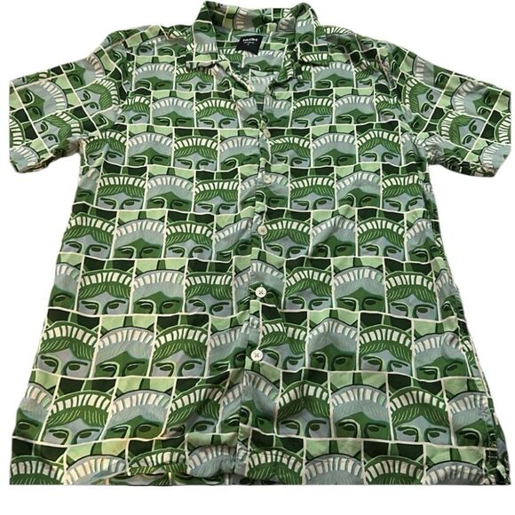 Nuon by Westside Printed Light Green Relaxed Fit  Statue of Liberty medium - Picture 4 of 9